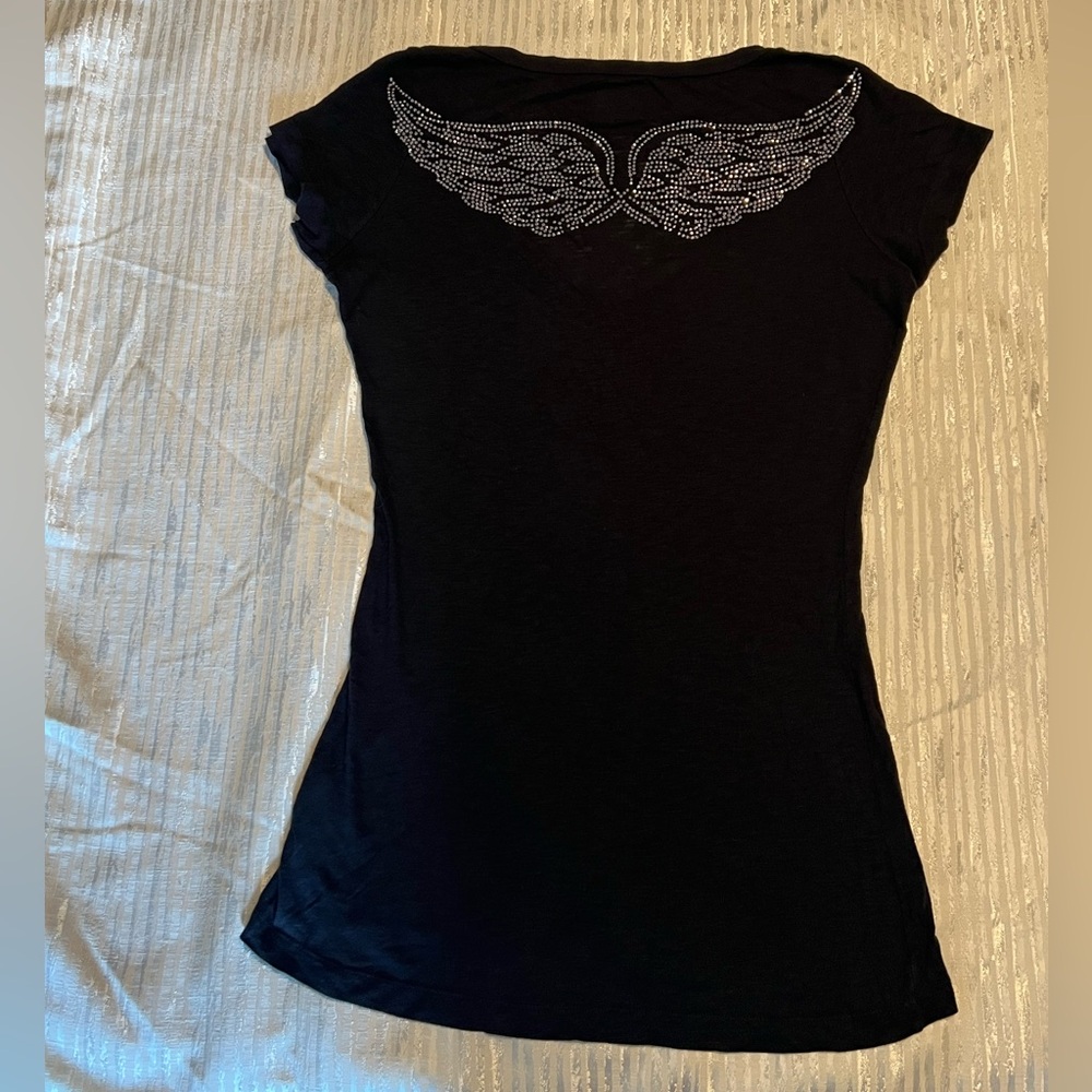 E.vil Gray AltEr Ego  Angel Wing V-neck T-shirt